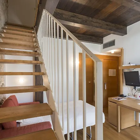 Hotel Carlotta