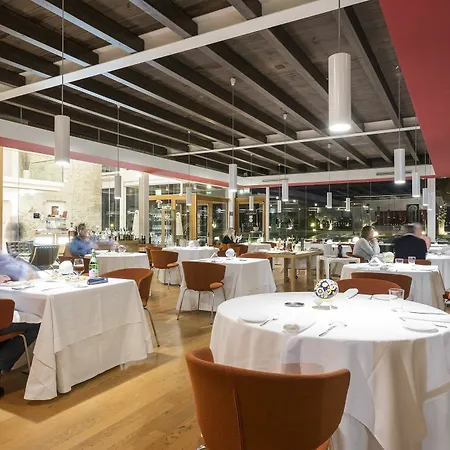 Carlotta Hotel