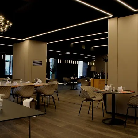 New Carlotta Hotel 4*