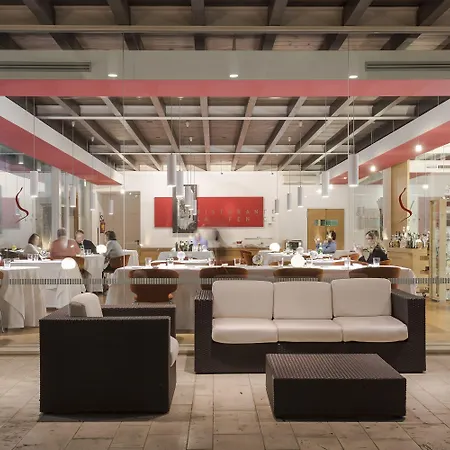 Hotel New Carlotta 4*